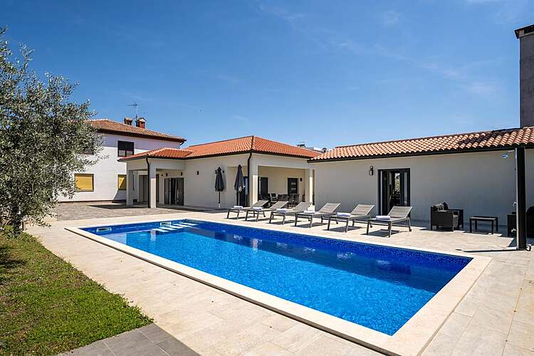 Swimming Pool — Davide Residence &#151; Novigrad, Novigrad, Umag-Novigrad (Villa with pool) (39/45)