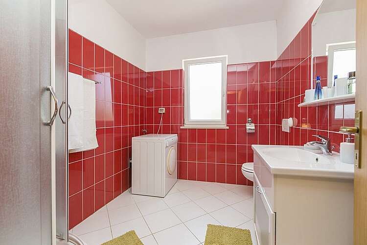 Bathroom — Meri &#151; Sveti Bartul, Labin, Rabac-Labin (Apartment) (32/40)