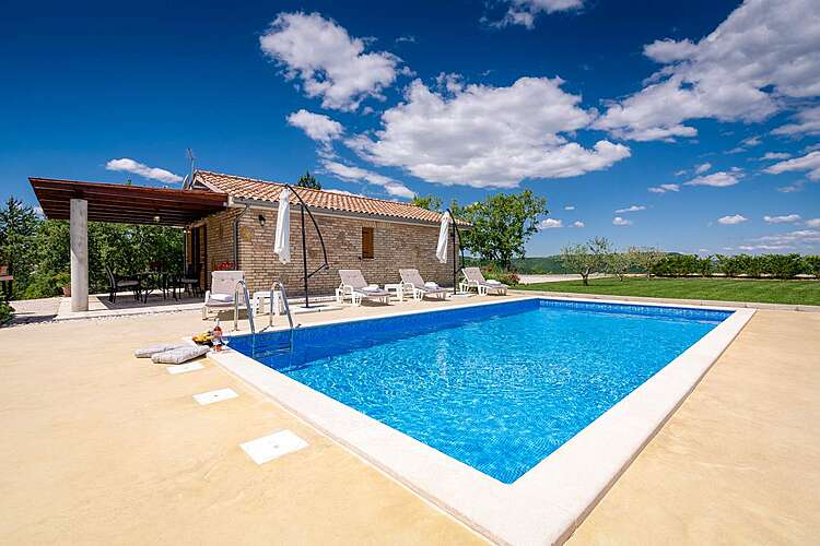 Swimming Pool — Casa Ivan &#151; Grdoselo, Pazin (Holiday home) (6/38)