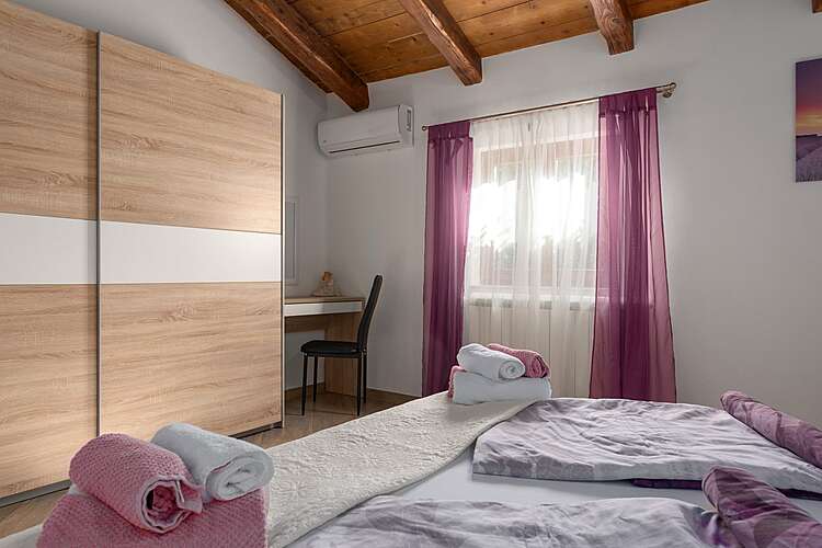 Bedroom — Villa Mainenti &#151; Tićan, Višnjan (Villa with pool) (20/30)