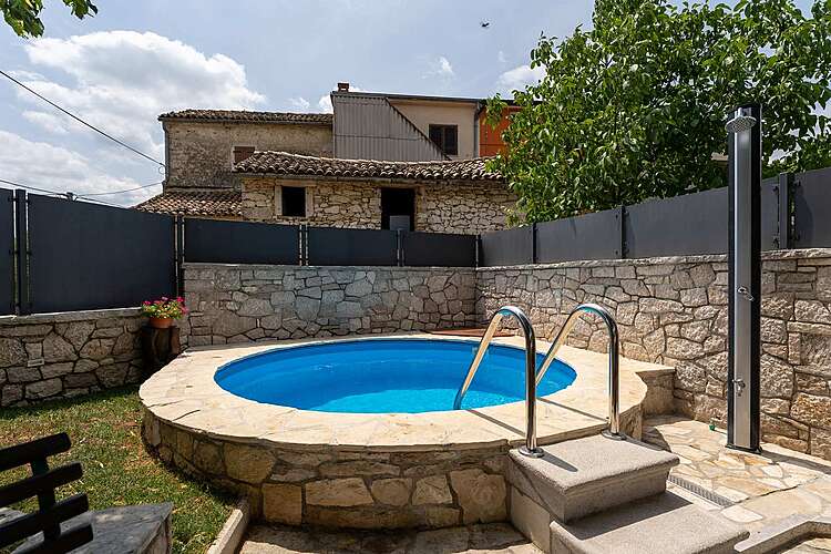 Swimming Pool — Casa Bombic &#151; Majeri, Buzet (Holiday home) (30/40)