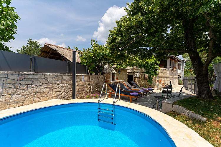 Swimming Pool — Casa Bombic &#151; Majeri, Buzet (Holiday home) (31/40)