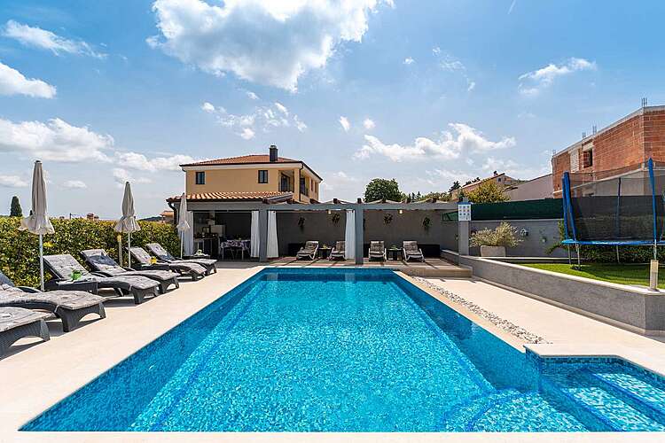 Swimming Pool — Villa Vittorio &#151; Rovinjsko selo, Rovinj (Villa with pool) (31/39)