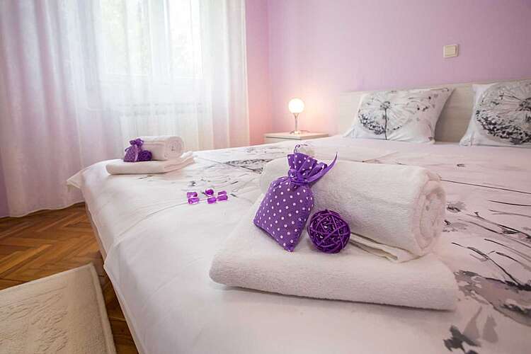 Bedroom — Villa Lara &#151; Belavići, Barban, East Coast of Istria (Holiday home) (20/47)