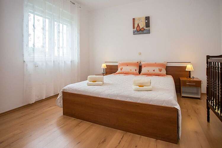 Bedroom — Villa Lara &#151; Belavići, Barban, East Coast of Istria (Holiday home) (31/47)