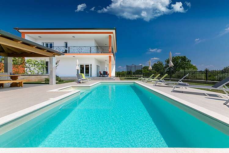 Swimming Pool — Villa Eva &#151; Kaštel, Umag, Umag-Novigrad (Villa with pool) (3/45)
