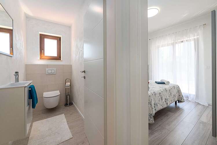 Bathroom — House Herceg &#151; Valica, Umag, Umag-Novigrad (Villa with pool) (28/44)