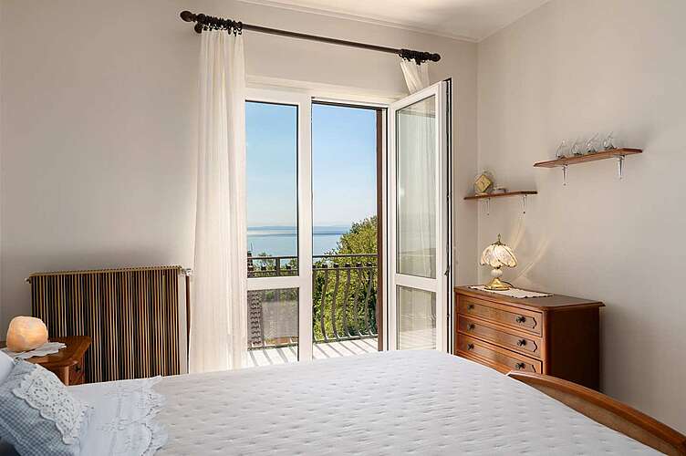 Slaapkamer — App Vally Lovran &#151; Lovran, Lovran, De oostelijke kust van Istrië (Appartement) (17/37)