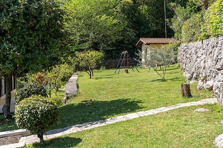Garden — App Vally Lovran &#151; Lovran, Lovran, East Coast of Istria (Apartment) (33/37)