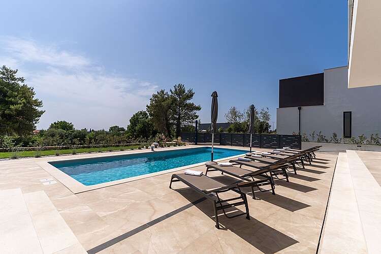 Swimming Pool — Villa Gloria &#151; Tar, Tar-Vabriga (Villa with pool) (37/45)