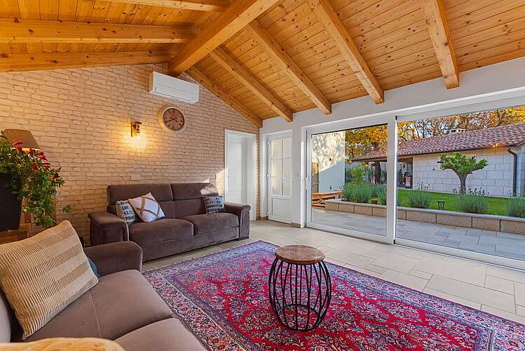 Living Room — Villa Classica &#151; Perci, Tar-Vabriga (Villa with pool) (10/45)